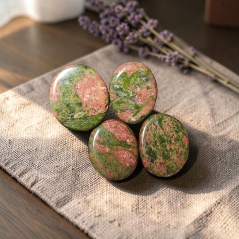 M&eacute;ditation avec le quartz rose &ndash; La Malle aux Sorci&egrave;res
